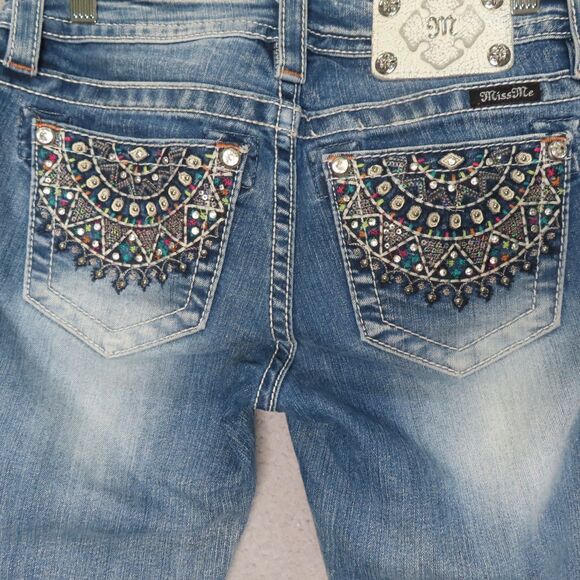 Miss Me Capri Jeans 26 Blue Embellished Bling Pockets Mid Rise Cuffed Denim - Picture 1 of 14